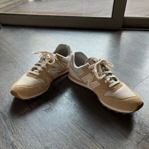 Women’s New Balance Classic 996